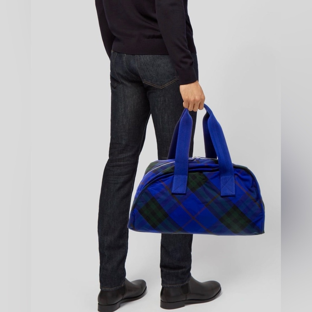 $2050 NEW Burberry Black and Blue NOVA Check Duffel Bag SHIELD